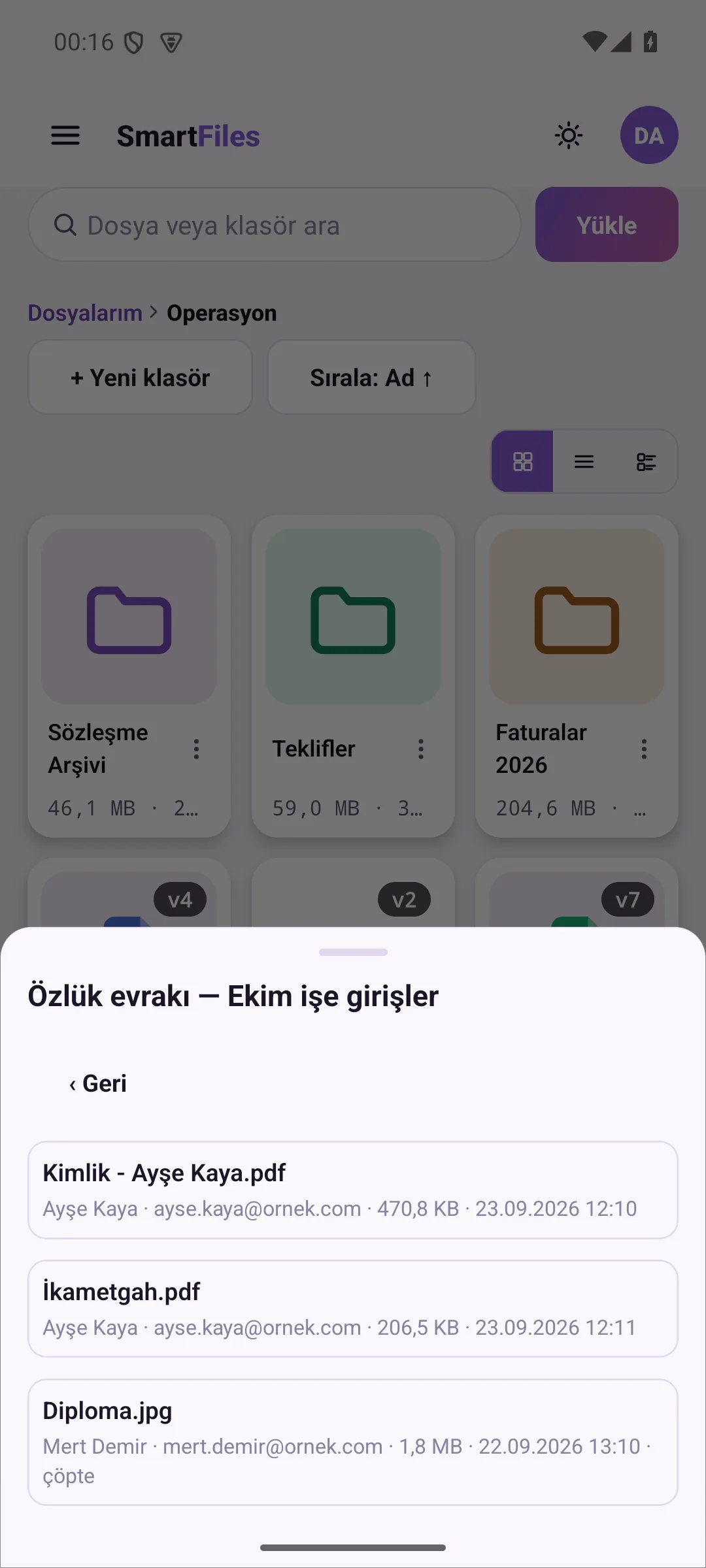 Bir bağlantıdan gelen dosyalar ve yükleyenleri